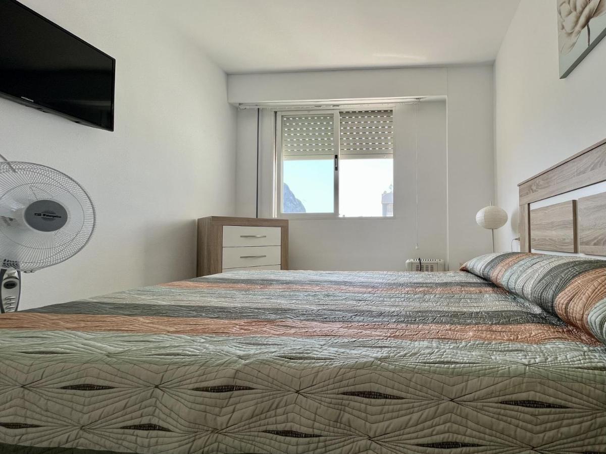 Primera Linea Con Piscina En Calpe Bagian luar foto